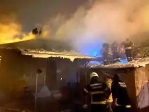 Kentte Ev Yangını: İtfaiye Hızlı Müdahale Etti
