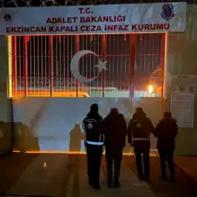Erzincan'da Göçmen Kaçakçılarına Operasyon: 2 Tutuklama
