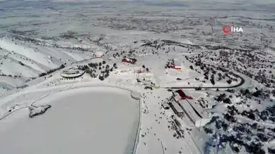 Erzincan'da Yoğun Kar Yağışı