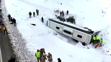 Erzincan'da Otobüs Kazası: 1 Ölü, 20 Yaralı