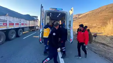 Erzincan'da 4 Yaralı Trafik Kazası