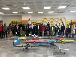 Minik Adımlar: Teknoloji Keşfi