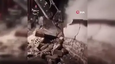 Köyde Odunluk Yangını Tehlikesi Geçti