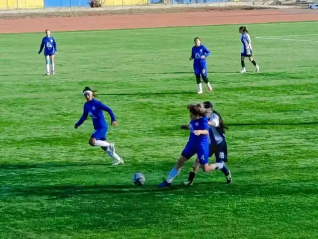 Ağrı Kadın Futbol Takımı Liderliğini Korudu