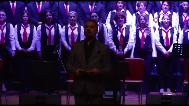 Doğu Anadolu Korosu İstanbul'da Konser Verdi