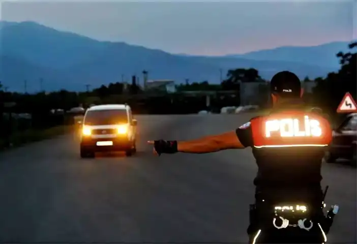 Erzincan'da 50 Yıl Hapis Cezası Olan 18 Şüpheli Yakalandı