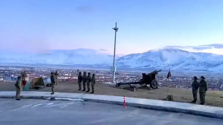 Erzincan'da İftar Topu Geleneği Sürüyor