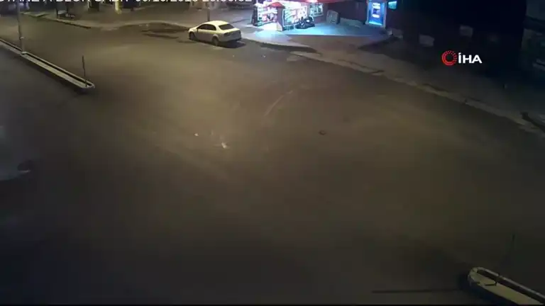 Kentte Trafik Kazaları Kameralara Yansıdı