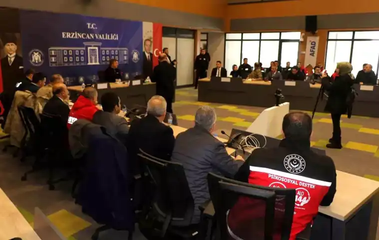 Doğu Anadolu Bölgesinde Yoğun Kar Yağışı: Okullar Tatil!