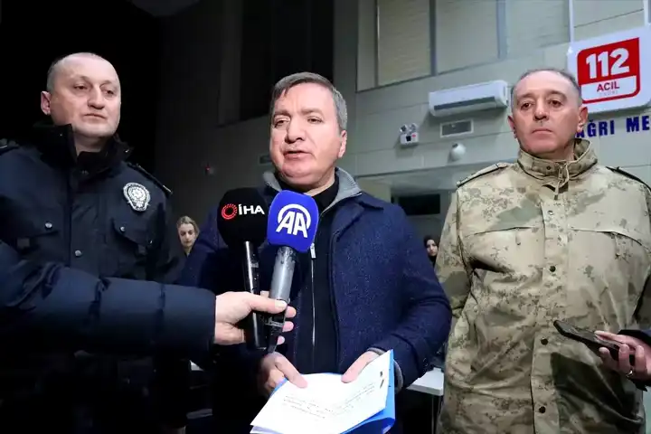 Vali Aydoğdu, Güvenlik Güçlerini Ziyaret Etti